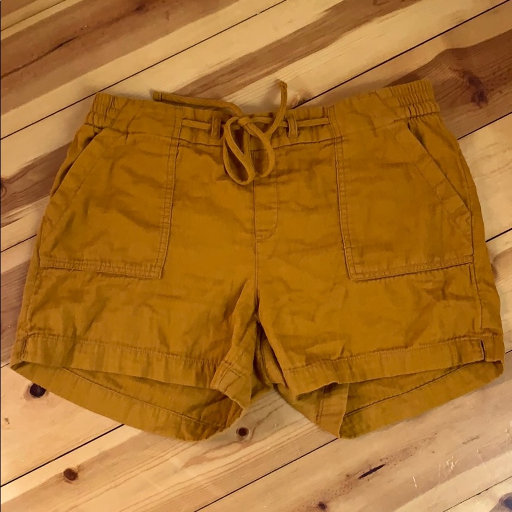 Old Navy High Waisted Pull On Shorts ✨